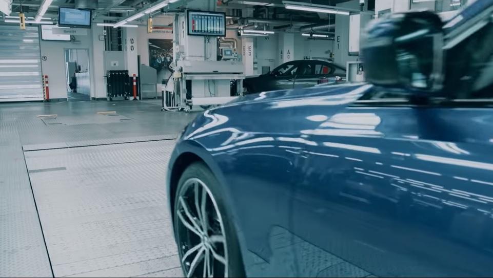 Новый ролик новейшей BMW 3-й серии, Авто (новости)