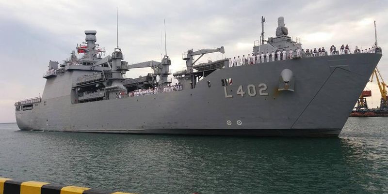 В порт Одессы прибыл турецкий десантный корабль Bayraktar, Украина (общество)