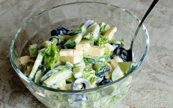 Огуречный салат с маслинами и сыром, Салаты (рецепты)